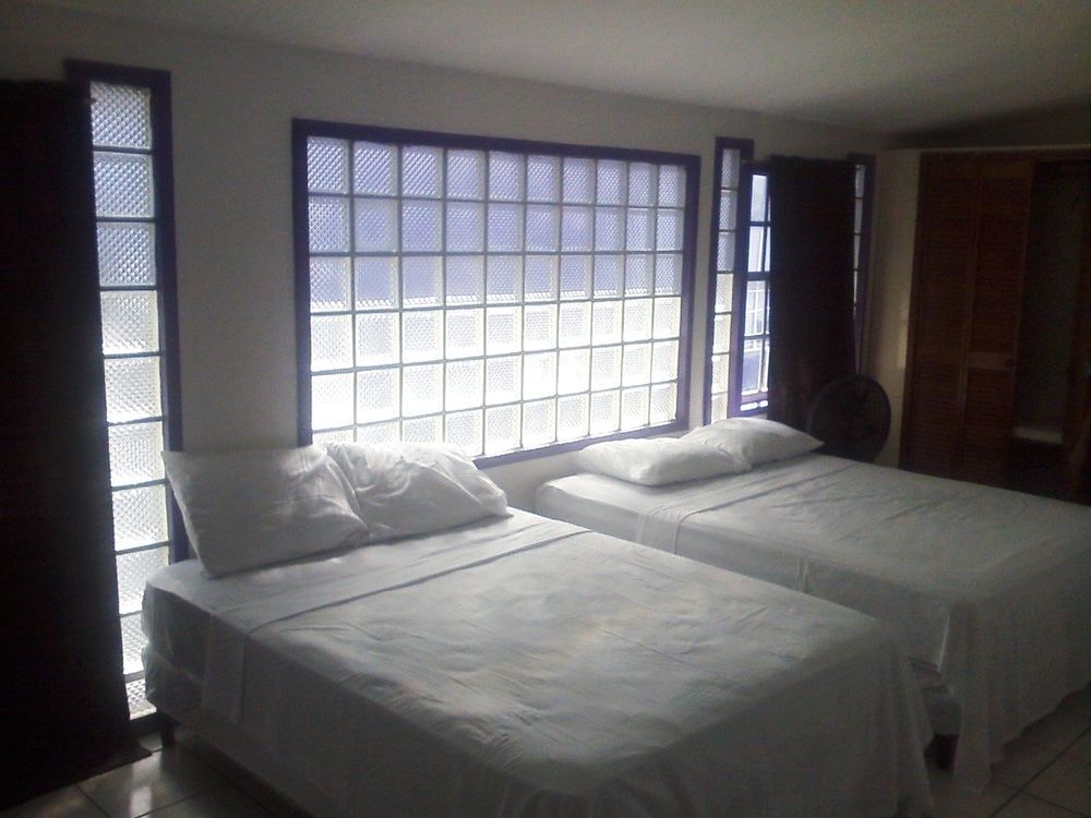 Amelia Guest House San Pedro  Extérieur photo