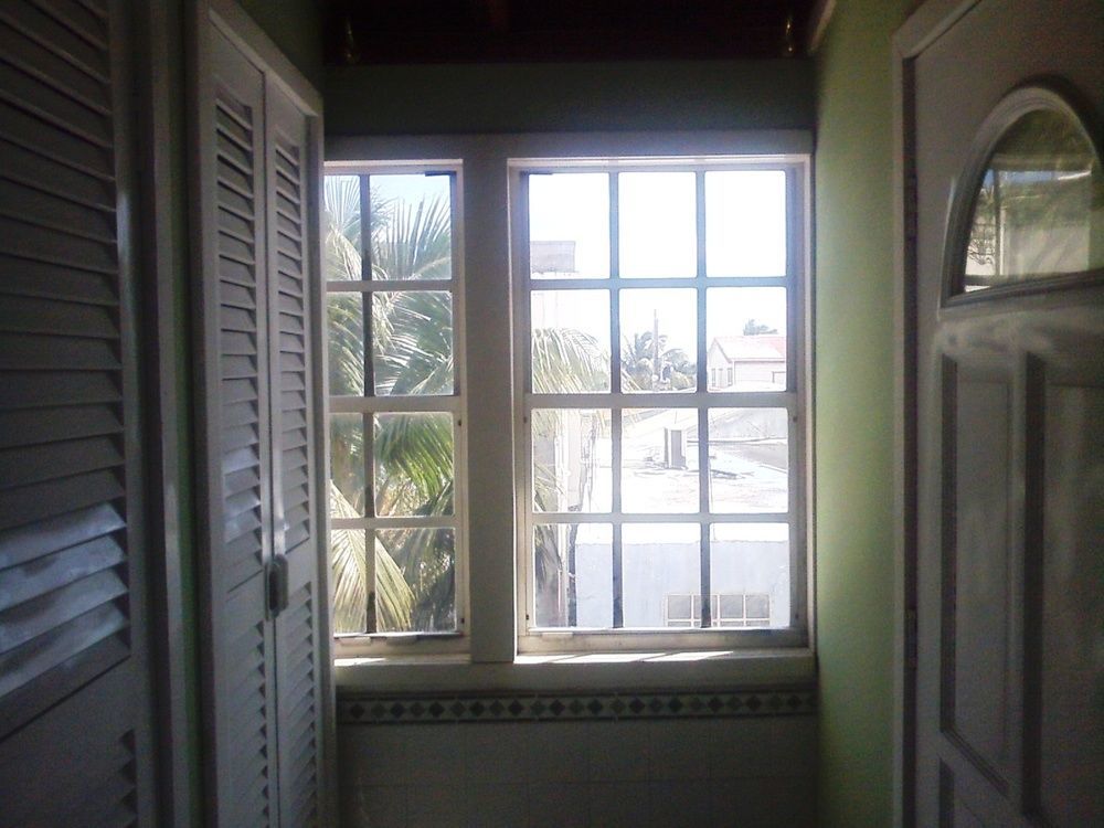 Amelia Guest House San Pedro  Extérieur photo